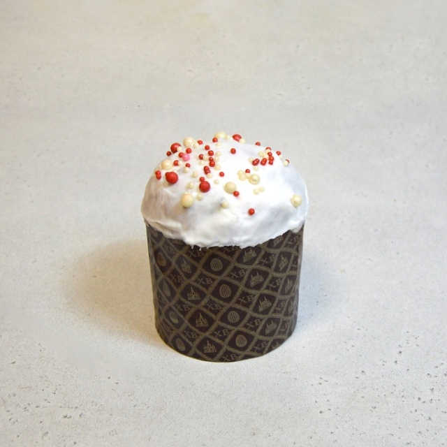 Кулич Яблонька (с клюквой и марципаном)